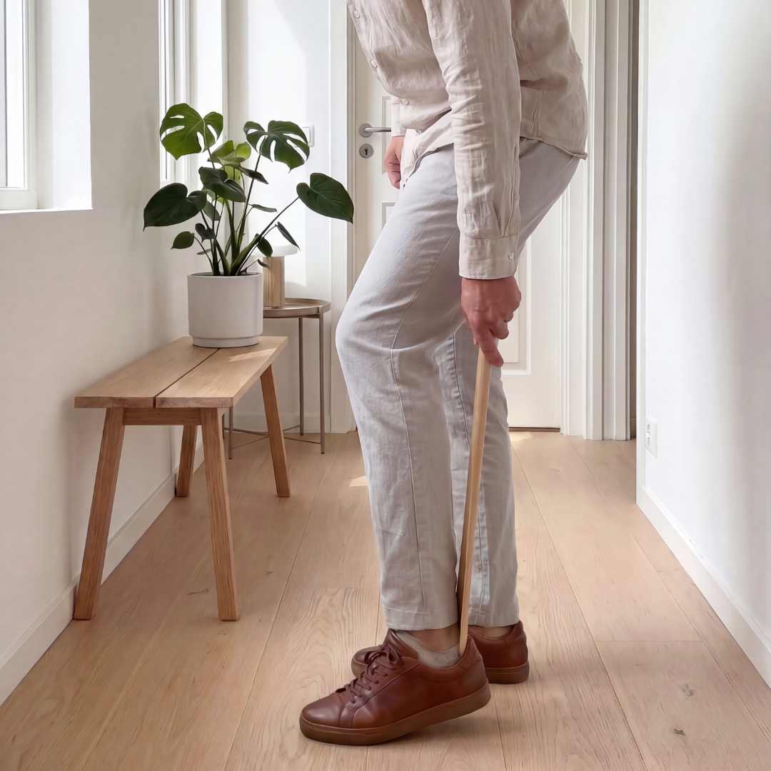 StrideEase™ Magnetic Shoehorn