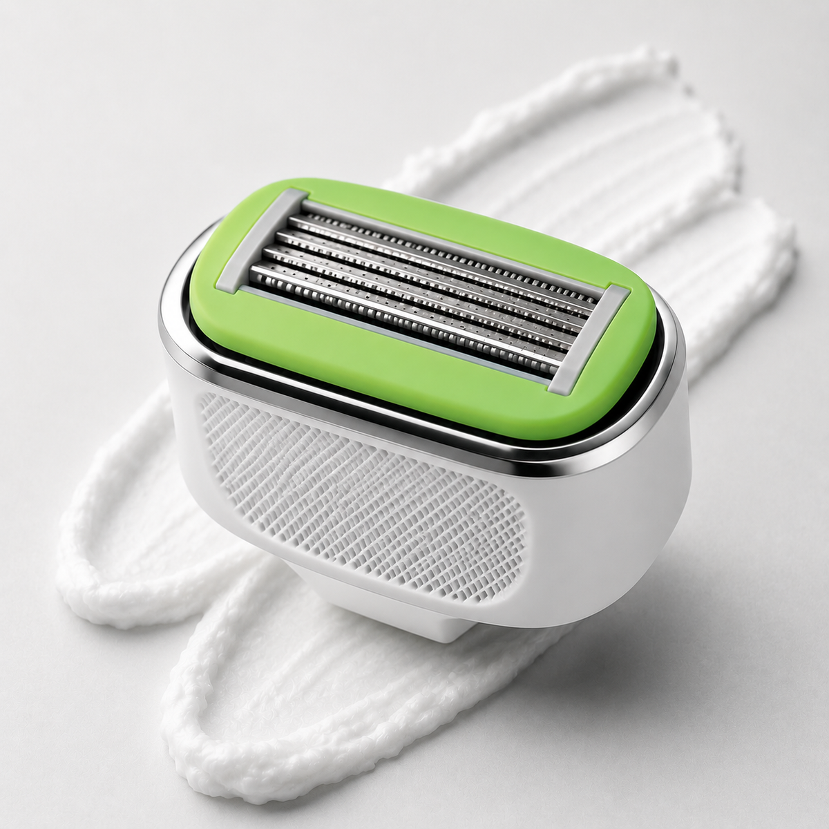 Rasélio™ Precision Head Shaving System